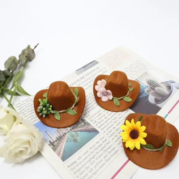 2 stk vinflaskehatte Cowboyhat B B B
