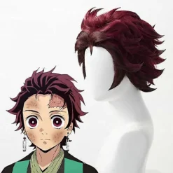 Demon Slayer: Kimetsu No Yaiba Tanjiro Kamado Cosplay Paryk Kort Kastanjebrun Varmebestandig Hår Cosplay Parykker + Øreringe (LGL) One Size Wig and Earrings | Fyndiq