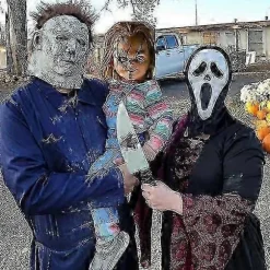 Fun World Ghost Face Bloody Bling Maske Kostume, Skræmmende Halloween Kostume Rekvisit Ghost Maske, Horror Cosplay Tilbehør til Voksne og Børn 2025 A unisex | Fyndiq