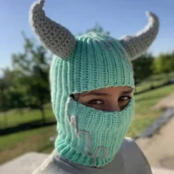 Håndvævet Balaclava Hue til Teenagere Strikket Pullover Beanie Hue Cosplay Kostume Horn Hue Udendørs Aktivitet Vandreture Ski Hue blå grøn Black and green stit | Fyndiq