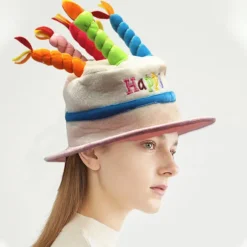 Pink Plys Fødselsdagskage Hat - Fancy Dress Party Hat - Perfekt