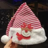 Plys julehatte, plys julehatte med pomponer til voksne og børn (B)