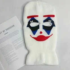 Sjov Klovneansigt Hue - Sød & Legesyg Strikket Hue med Rødt & Klovne Makeup Design, Blød Åndbar Vinterhue til Halloween, Fester, Aften (FMY) clown beanie | Fyndiq