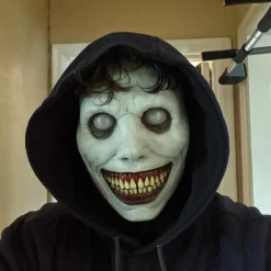 Uhyggelig Halloween-maske Smilende dæmoner Horror-ansigt maskerer det onde